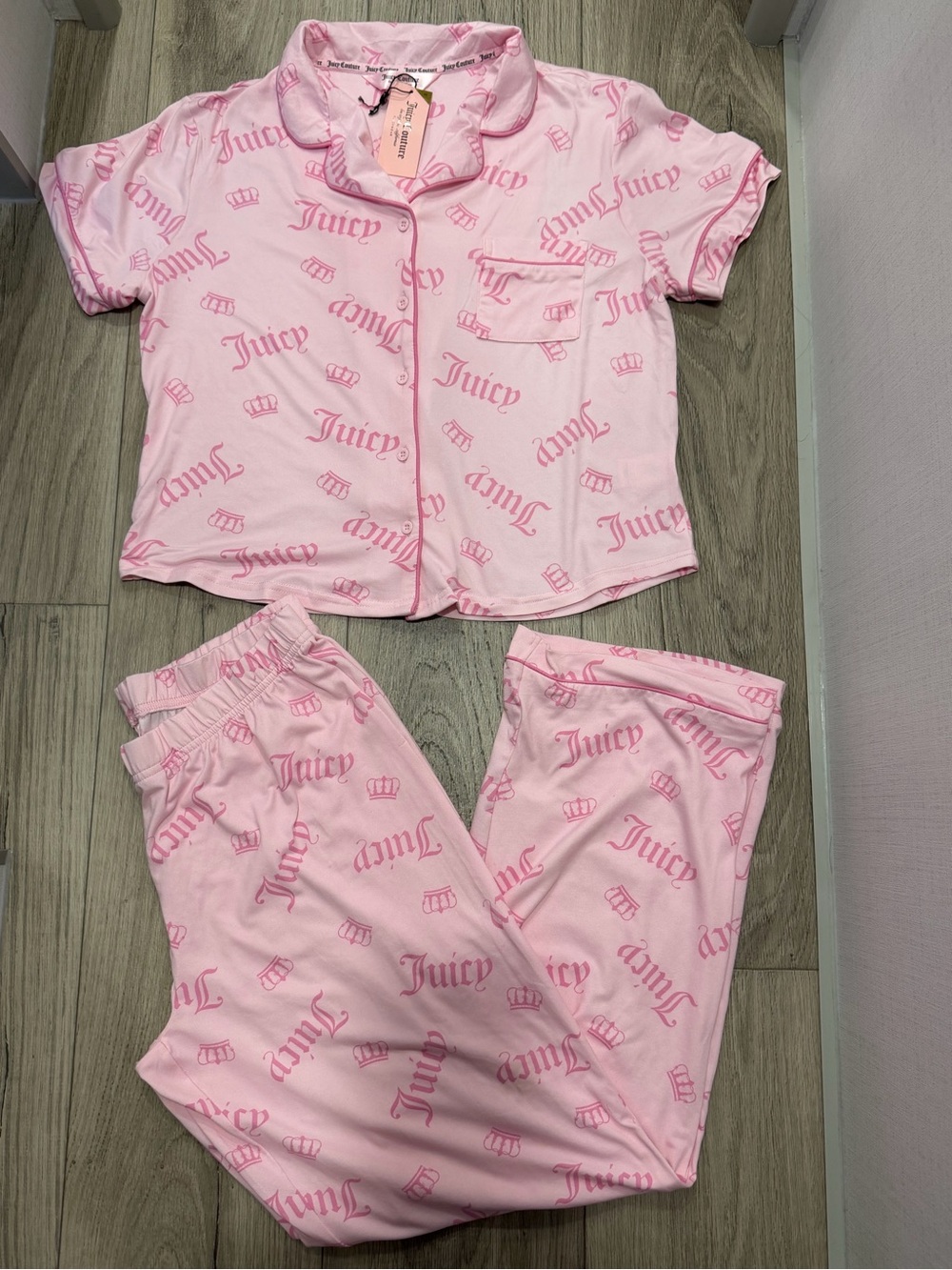 NWT Juicy Couture Light Pink Allover Logo Pajama Set
